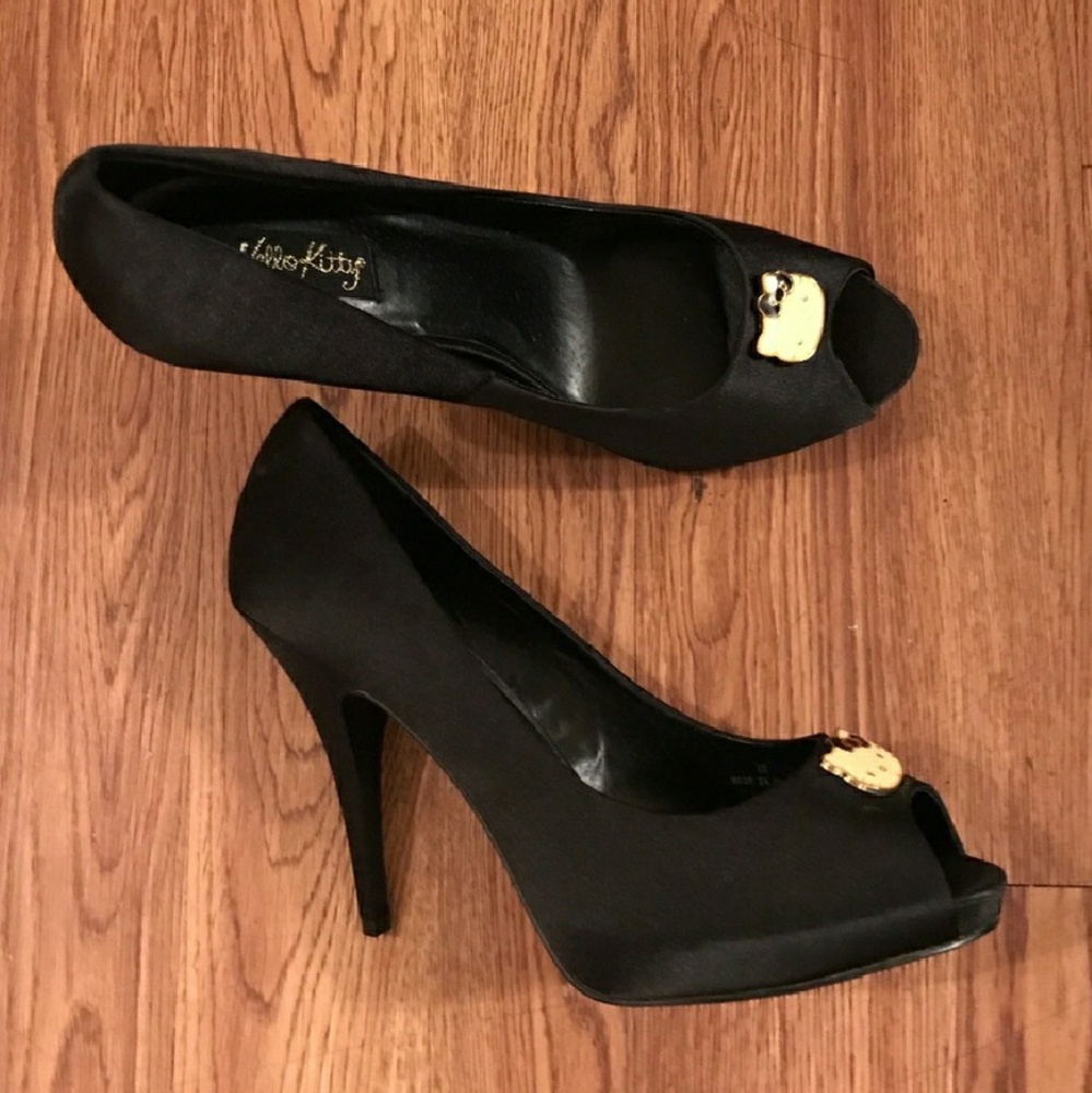 Hello kitty heels